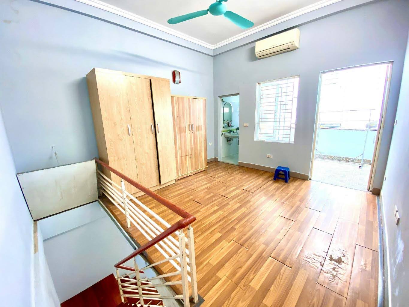 BÁN NHÀ TT NGUYỄN LƯƠNG BẰNG  - ĐỐNG ĐA - 60M2 - 2 TẦNG - 2 TỶ X - SỔ ĐỎ CHÍNH CHỦ - Ảnh 2